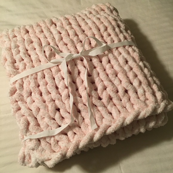 Hand Crafted Other - Hand made chunky knit baby blanket